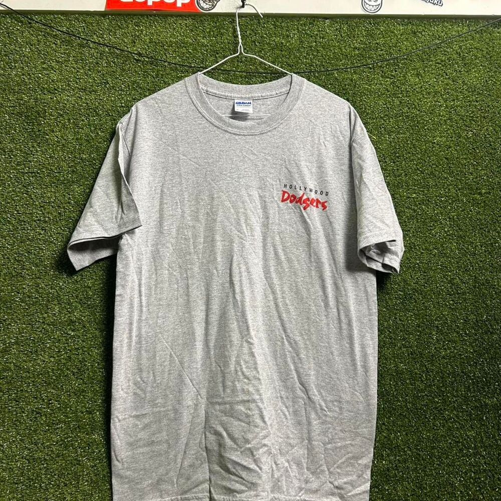 Gildan Men's Grey T-shirt